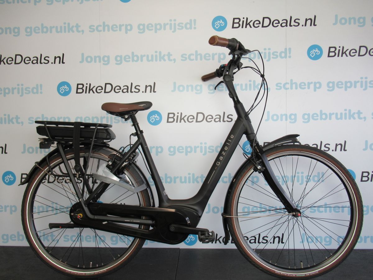 Gazelle Orange C8 HMB